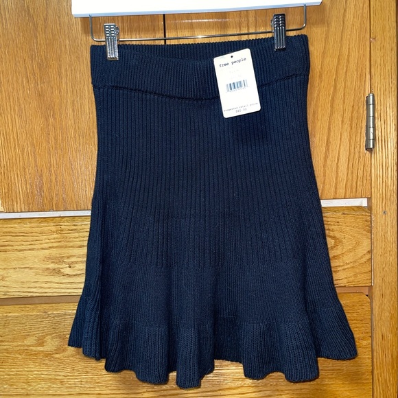 NWT Free People Ribbed Knit Flounce Black Skirt Size Small S - Picture 9 of 10